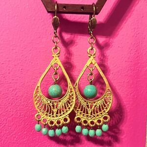 Gold Tone Turquoise Dangle Earring